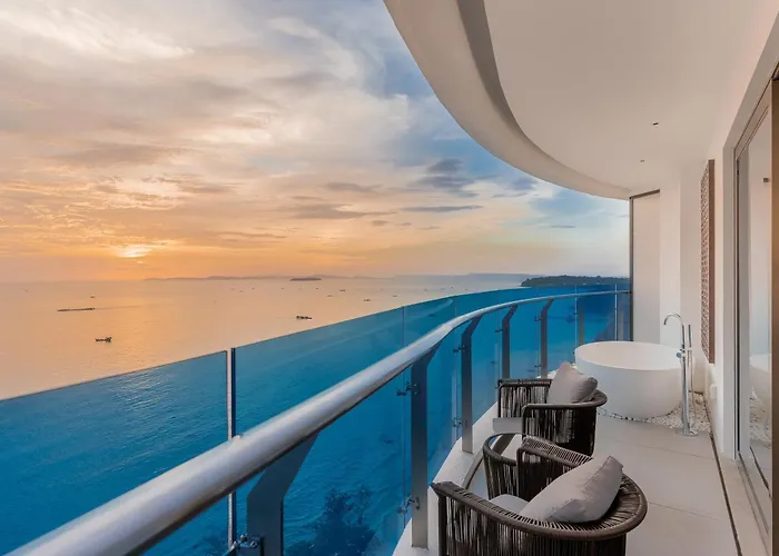 Howard Johnson Plaza By Wyndham Blue Bay Sihanoukville